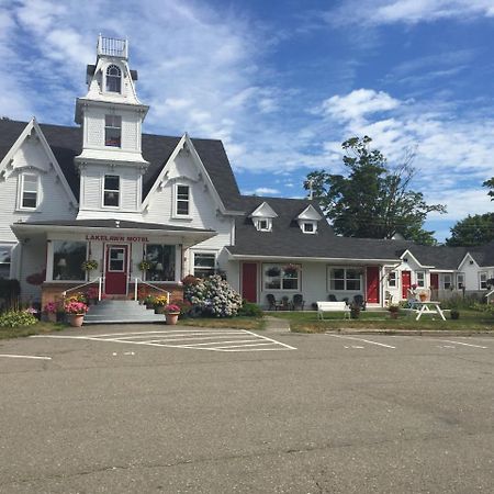 Lakelawn B&B And Motel Ярмут Экстерьер фото