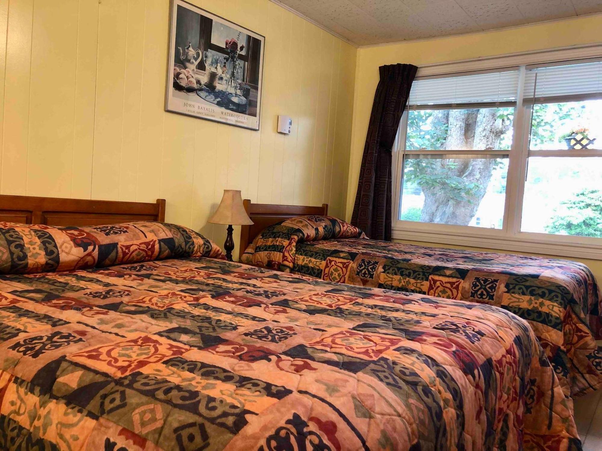 Lakelawn B&B And Motel Ярмут Экстерьер фото